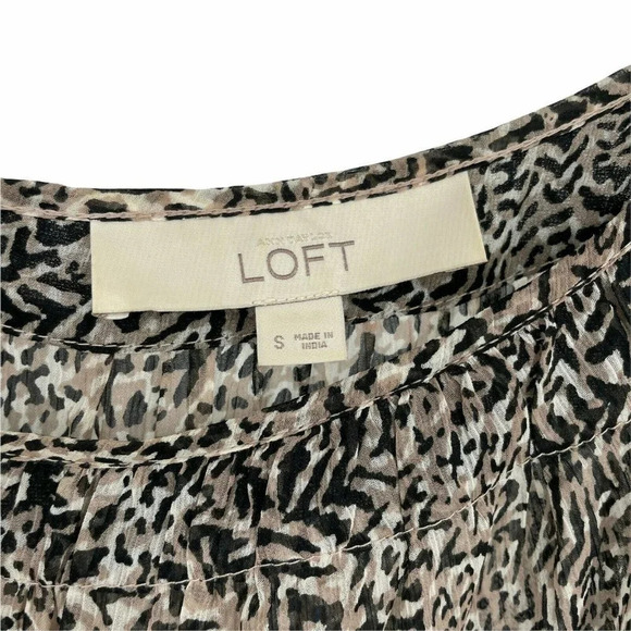 Loft Blouse Women's Sz S Brown Black Leopard Print Short Sleeve Keyhole Pullover - Picture 5 of 6
